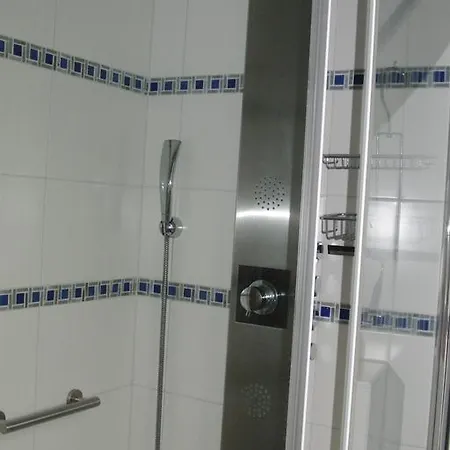 Haus Karlo Apartman *