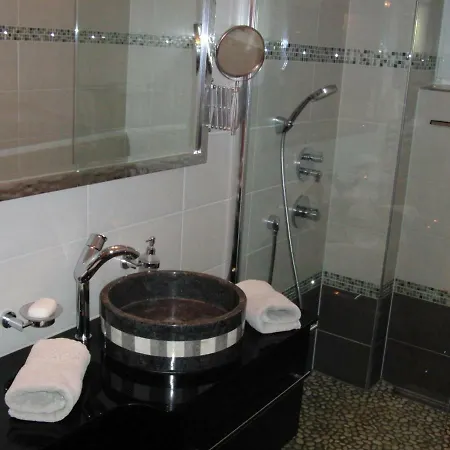 Haus Karlo Apartment *