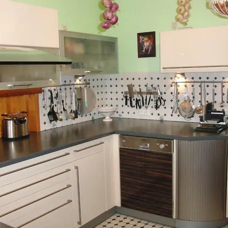 Apartment Haus Karlo
